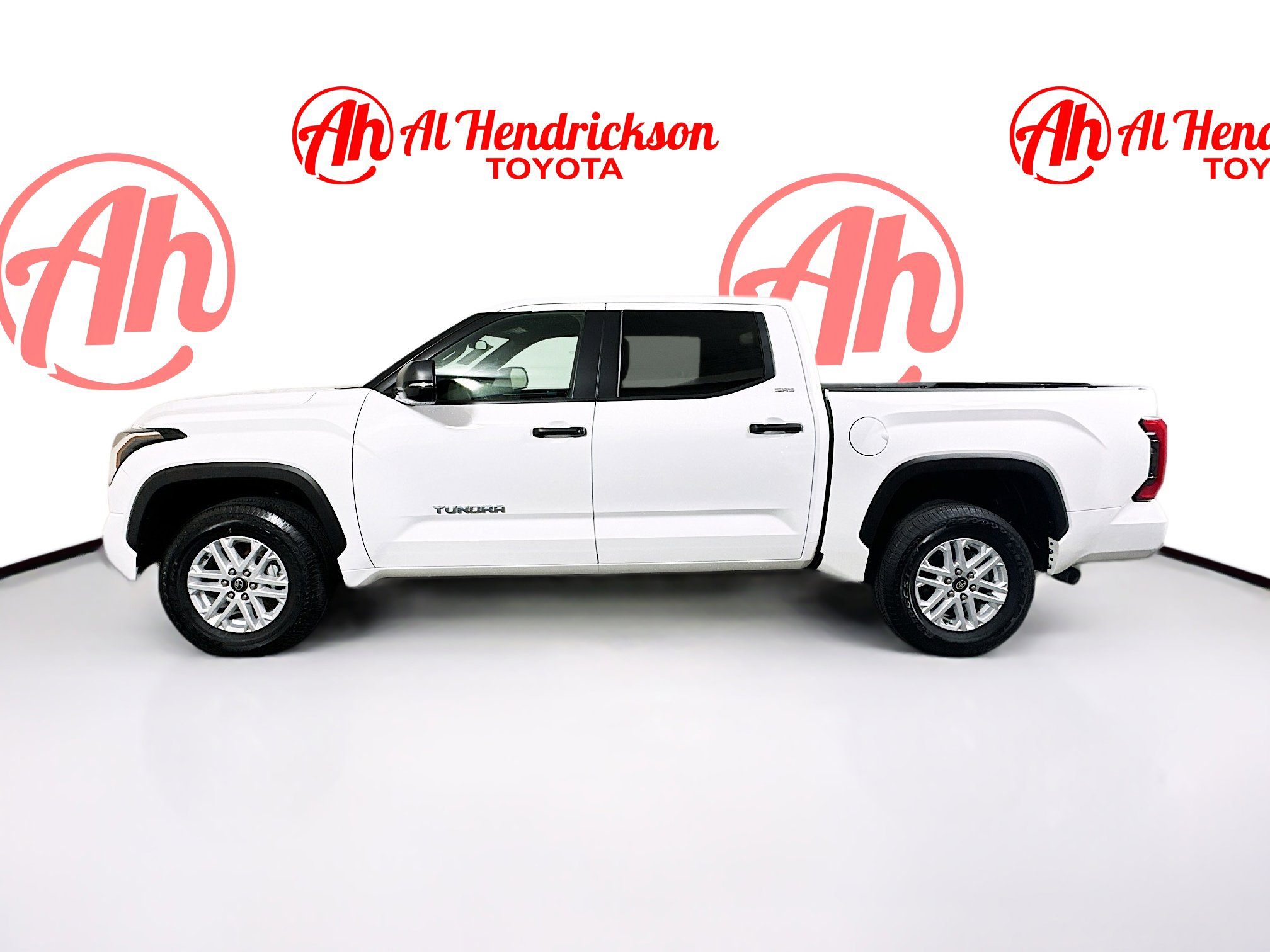 Used 2025 Toyota Tundra SR5 image 6