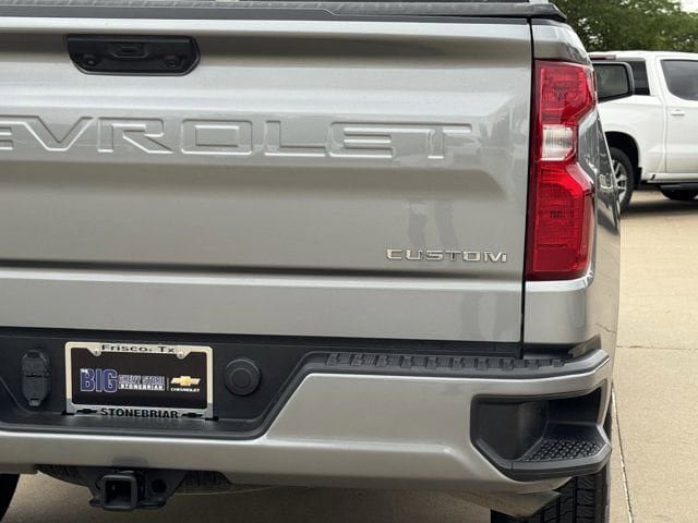 Used 2023 Chevrolet Silverado 1500 Custom RWD image 7