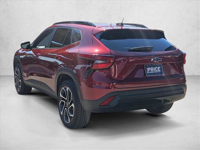 Used 2024 Chevrolet Trax RS w/ Sunroof Package image 7