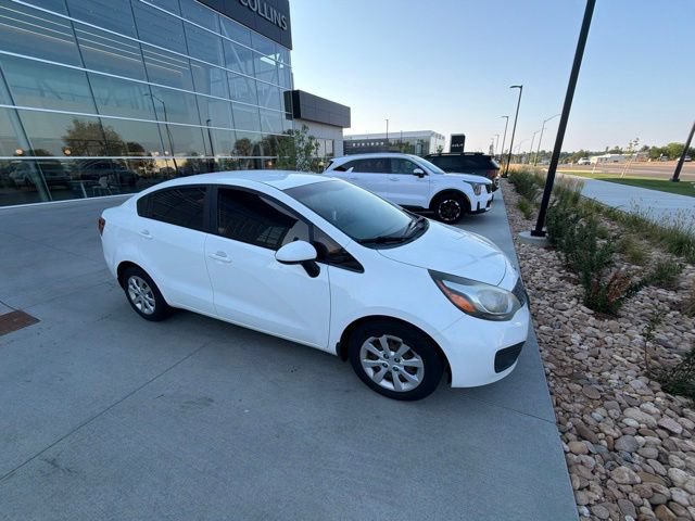 Used 2014 Kia Rio LX w/ Power Package FWD image 2