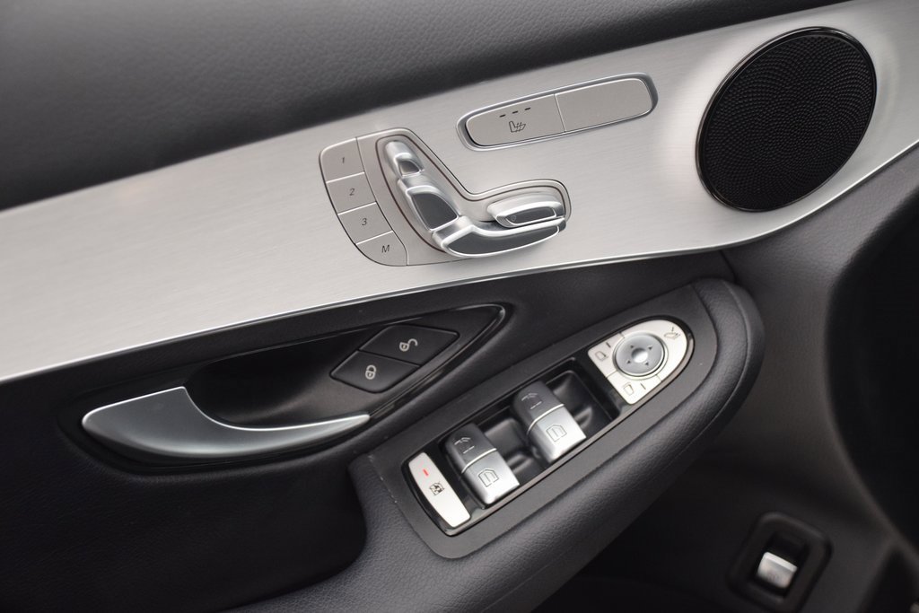 Certified 2022 Mercedes-Benz GLC 300 image 20