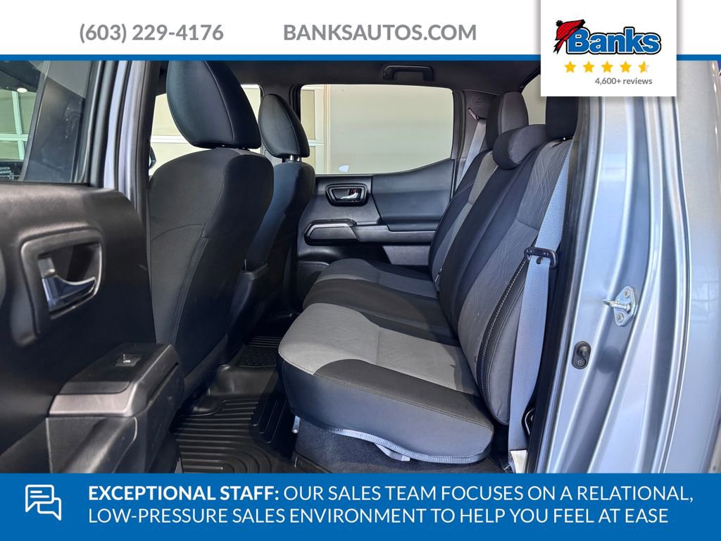 Used 2021 Toyota Tacoma TRD Off-Road w/ Technology Package image 9