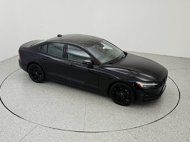 Certified 2024 Volvo S60 B5 Plus w/ Climate Package AWD/4WD image 15