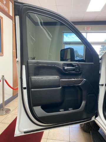 Used 2022 Chevrolet Silverado 2500 LTZ w/ Safety Package AWD/4WD image 12