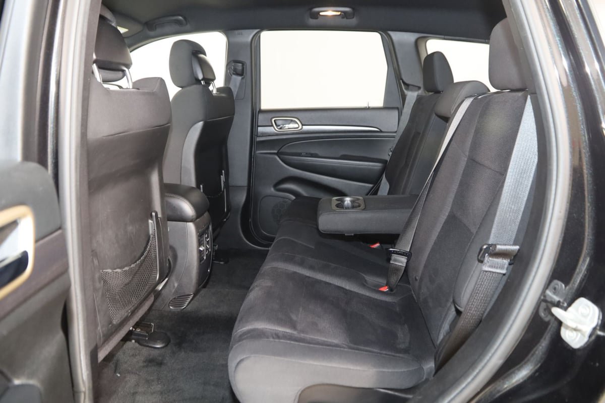 Used 2014 Jeep Grand Cherokee Laredo w/ Quick Order Package 23E AWD/4WD image 40