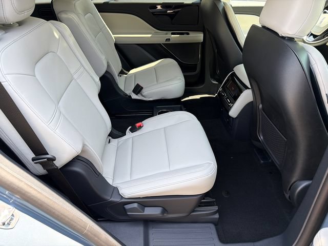 New 2026 Lincoln Aviator 2WD w/ Jet Appearance Package image 15