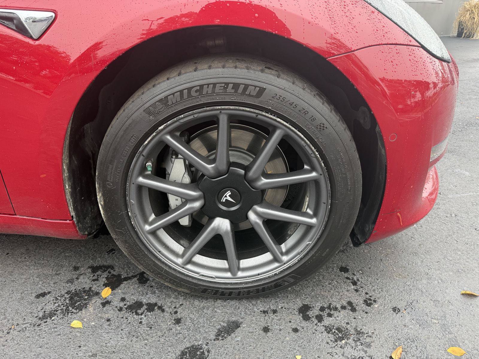 Used 2018 Tesla Model 3 Long Range RWD image 2