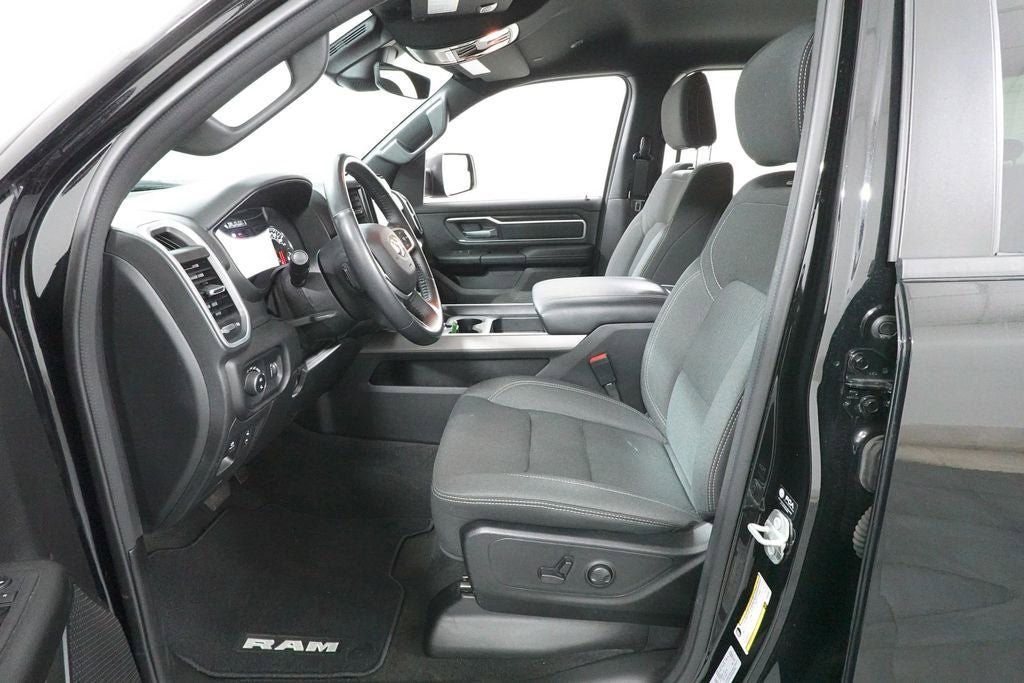 Used 2023 RAM 1500 Big Horn AWD/4WD image 25