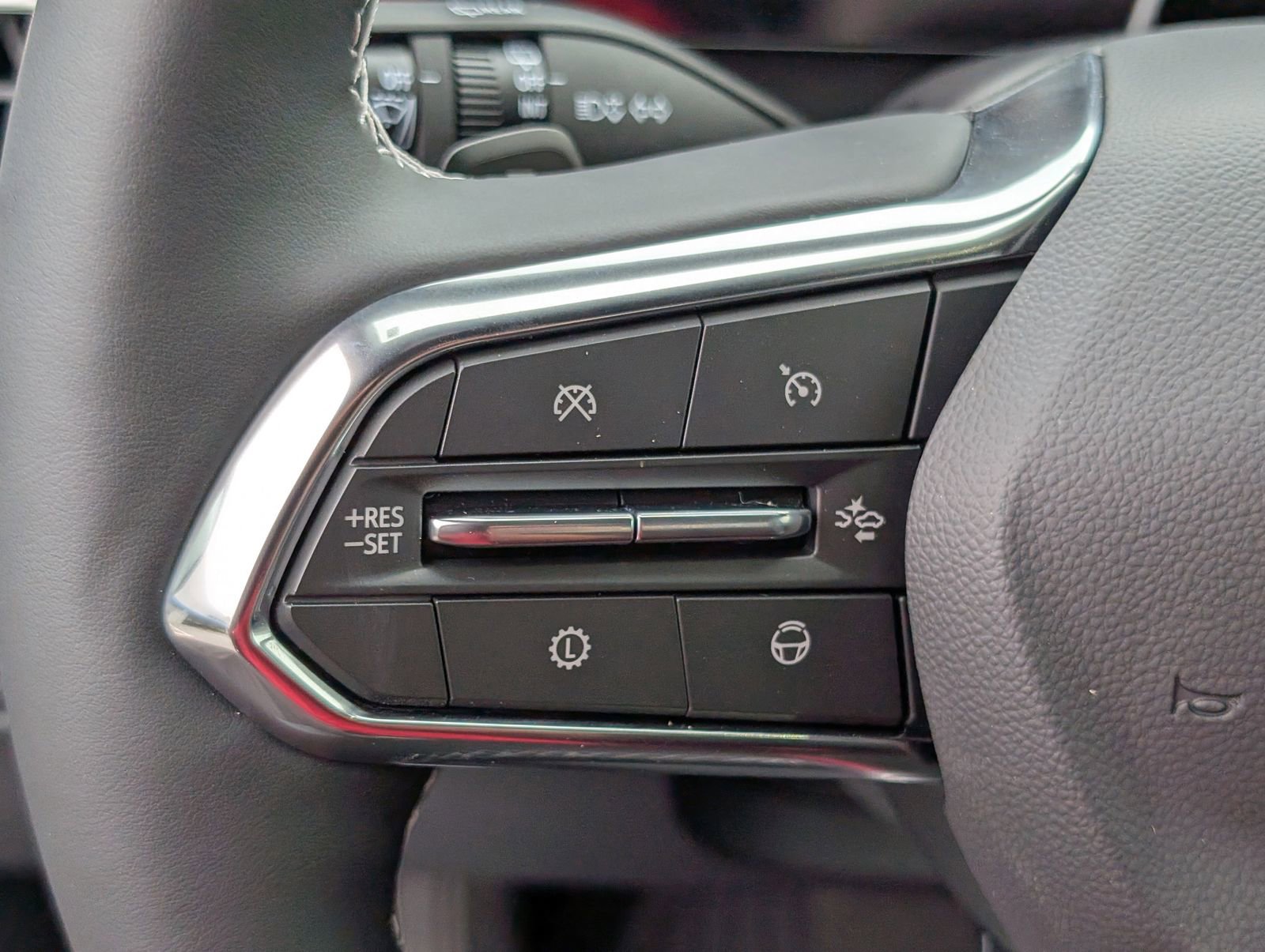 New 2026 Chevrolet Traverse LT w/ Enhanced Driving Package image 21