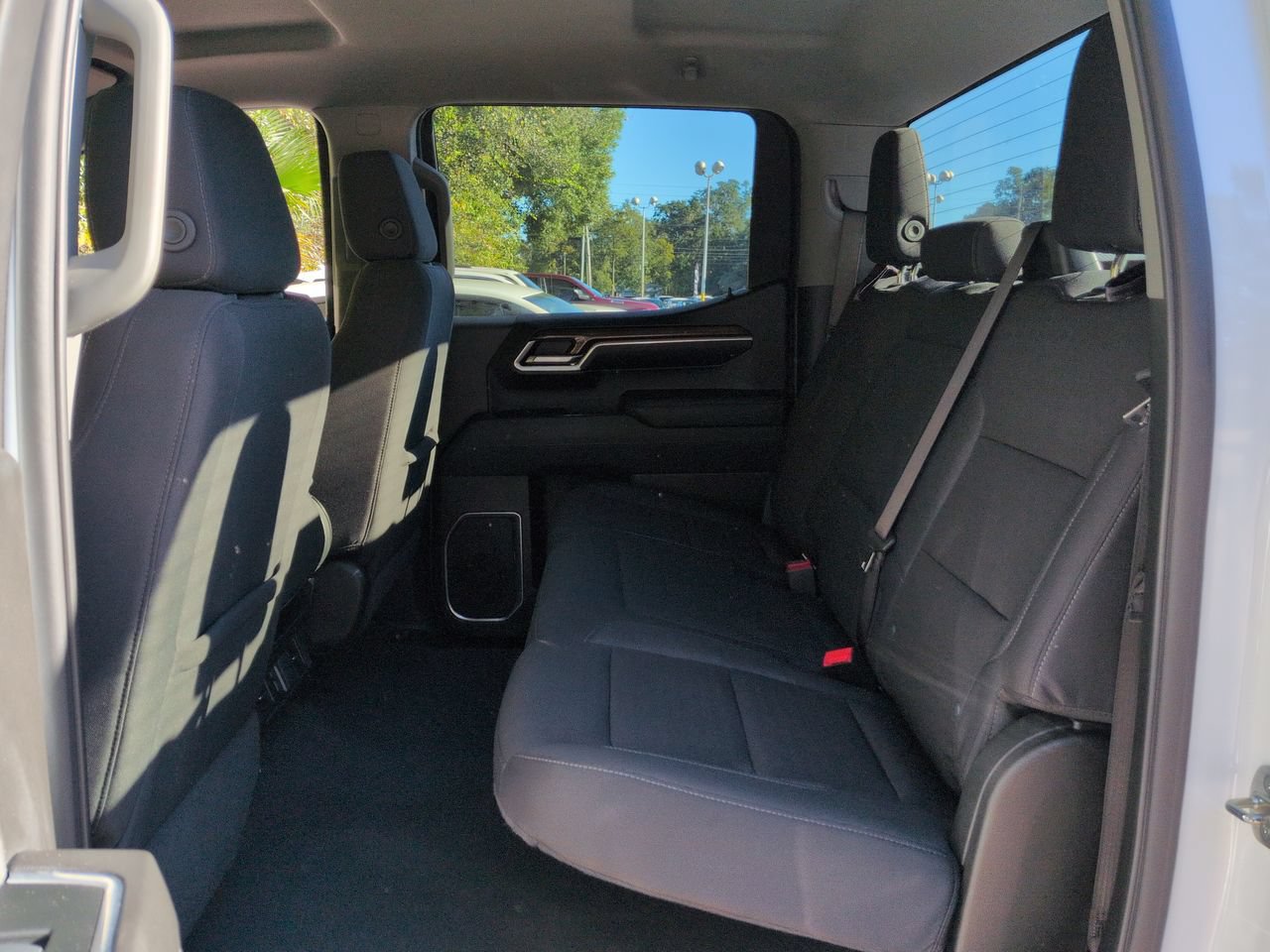 Used 2024 Chevrolet Silverado 1500 LT RWD image 14
