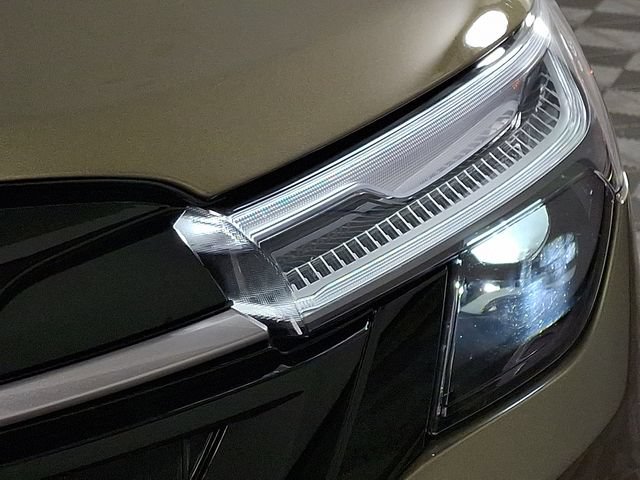 Certified 2025 Subaru Forester Touring AWD/4WD image 12