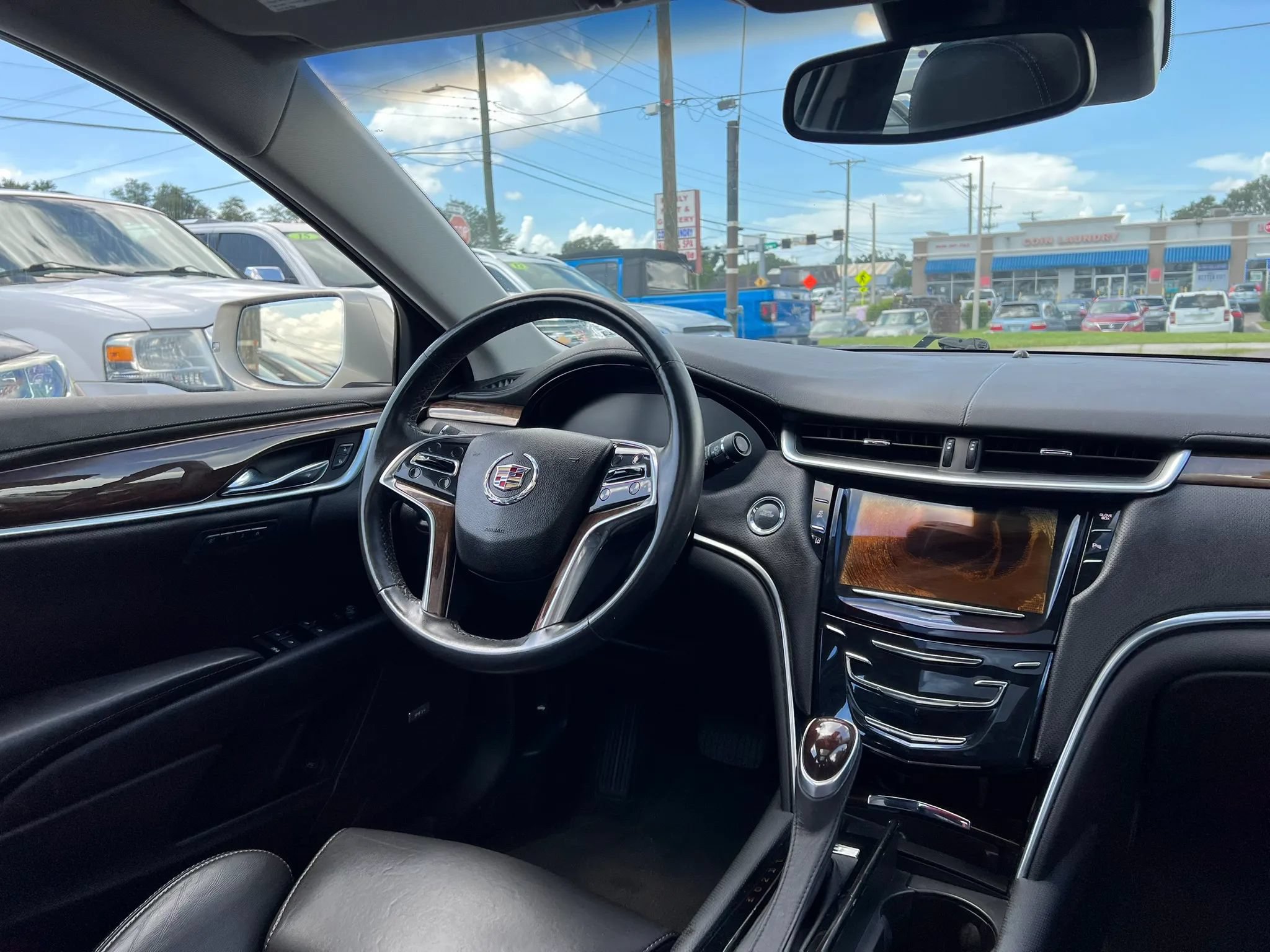 Used 2013 Cadillac XTS Premium FWD image 13