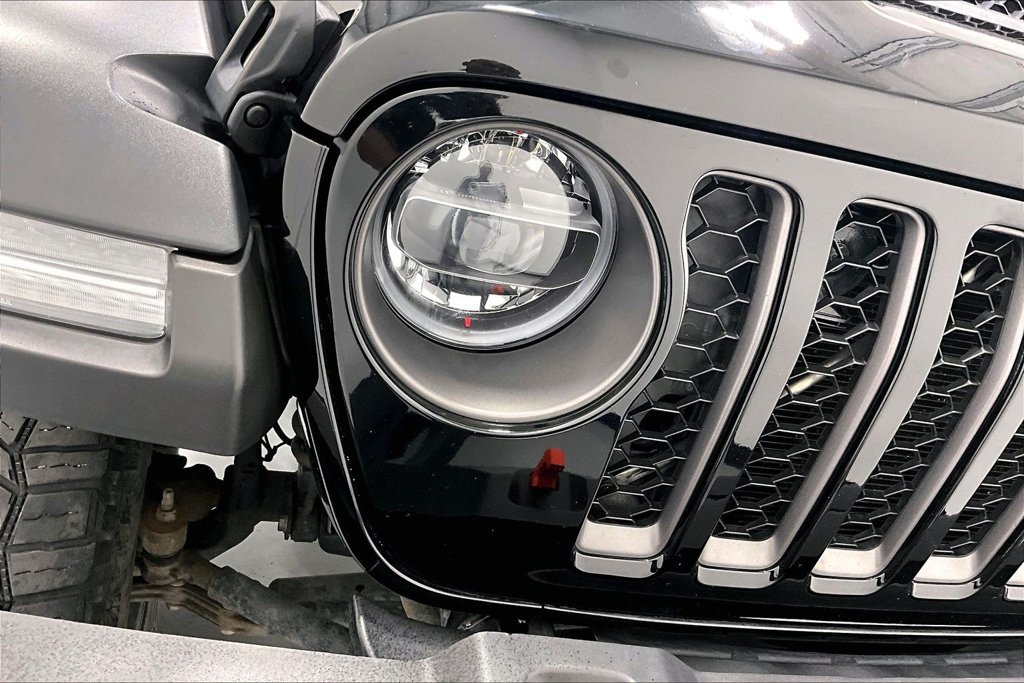 Used 2021 Jeep Gladiator Mojave AWD/4WD image 35