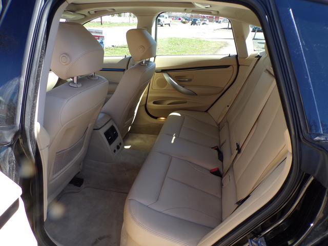 Used 2015 BMW 328i Gran Turismo xDrive image 11