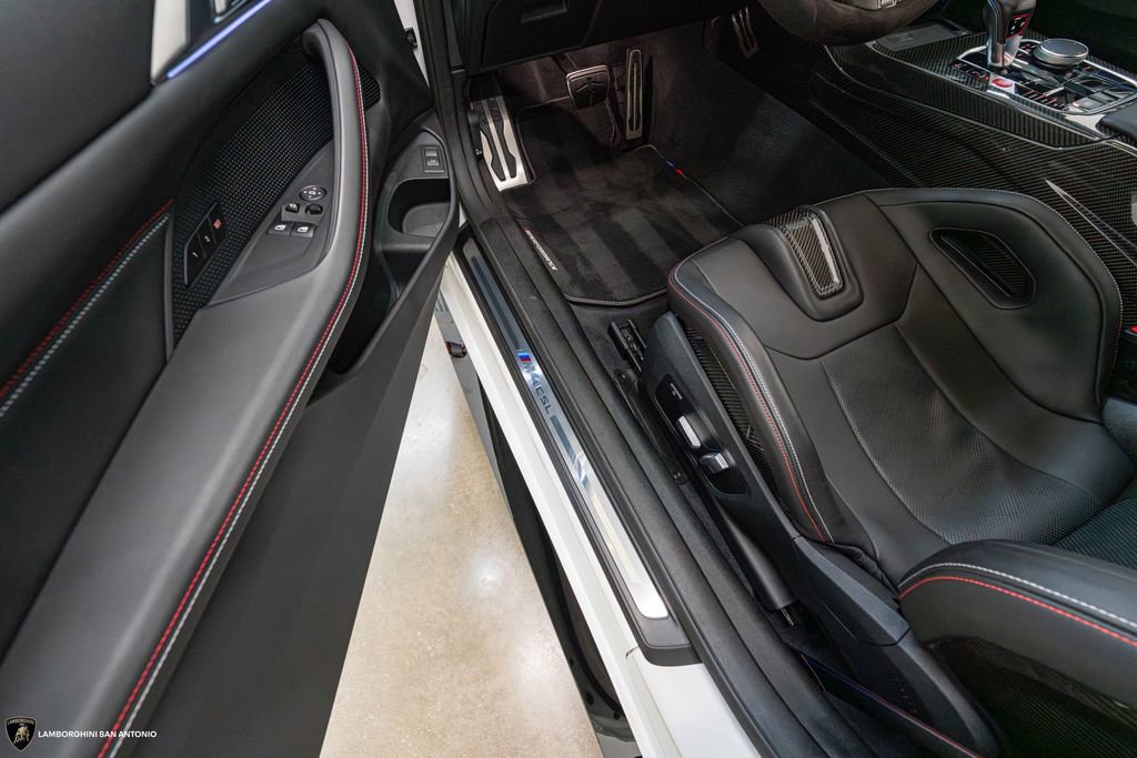 Used 2023 BMW M4 CSL image 36