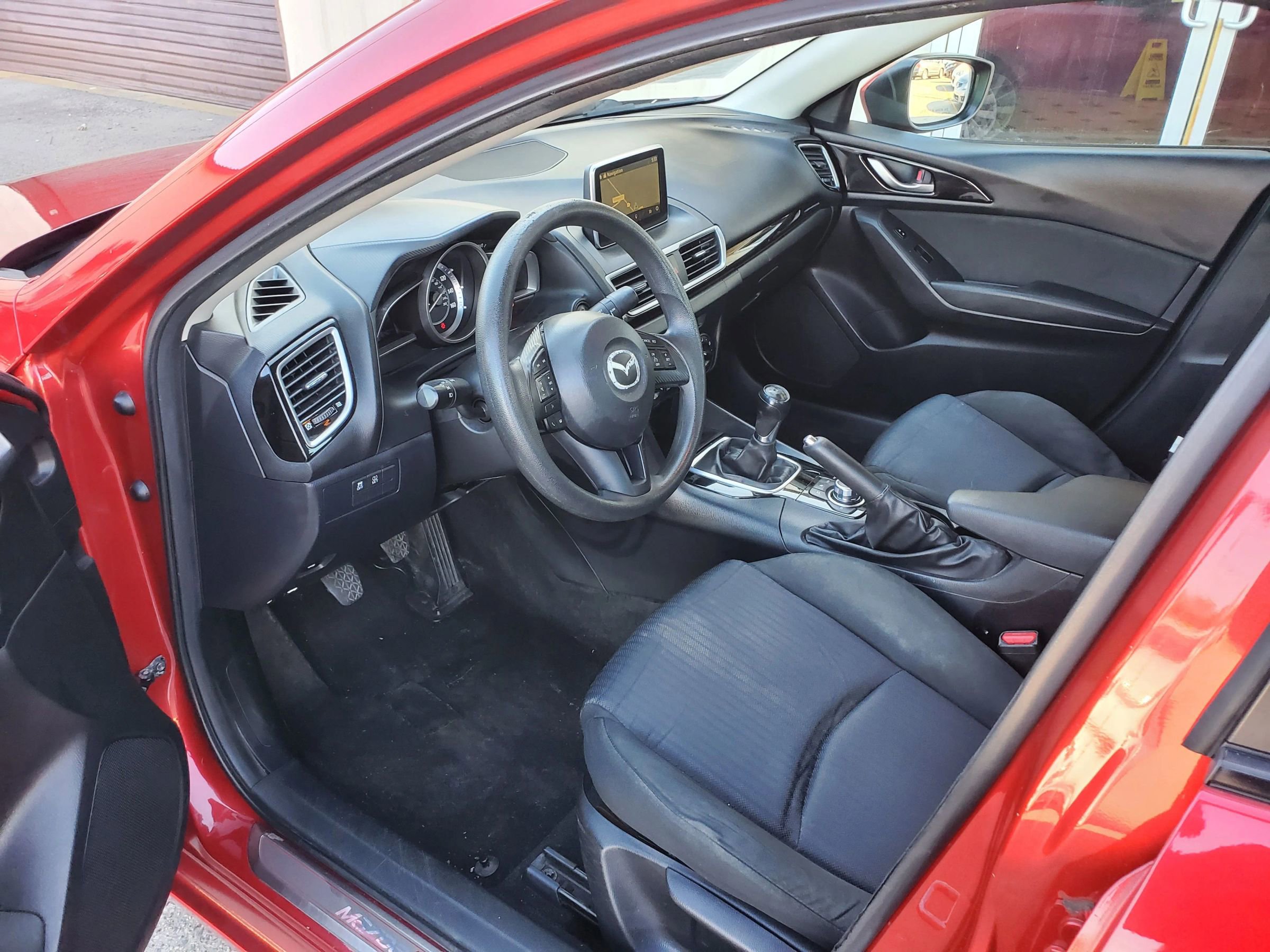 Used 2016 MAZDA MAZDA3 i Sport image 21