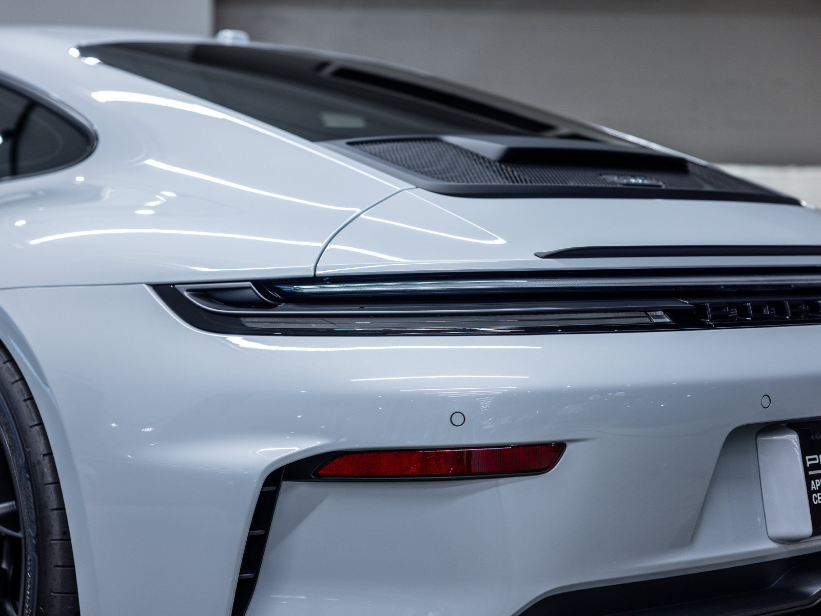 Certified 2026 Porsche 911 GT3 w/ Lightweight Package In Black RWD image 27