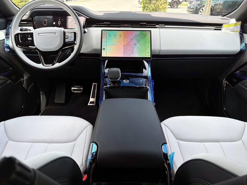 New 2026 Land Rover Range Rover Sport Dynamic SE image 14