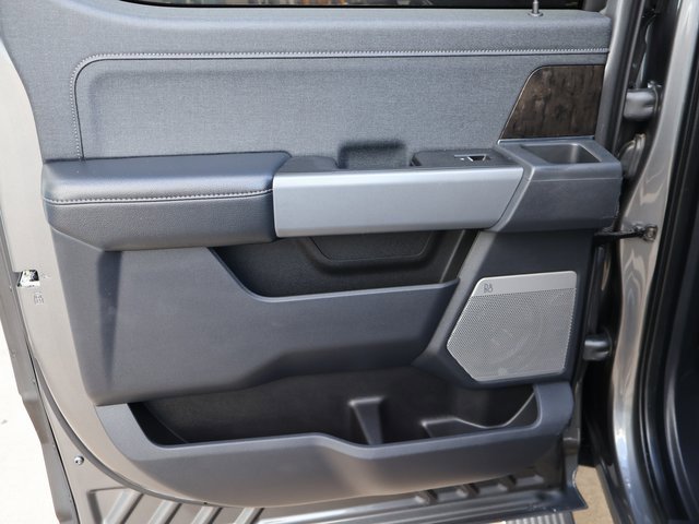 Used 2024 Ford F350 Lariat w/ Lariat Ultimate Package image 20