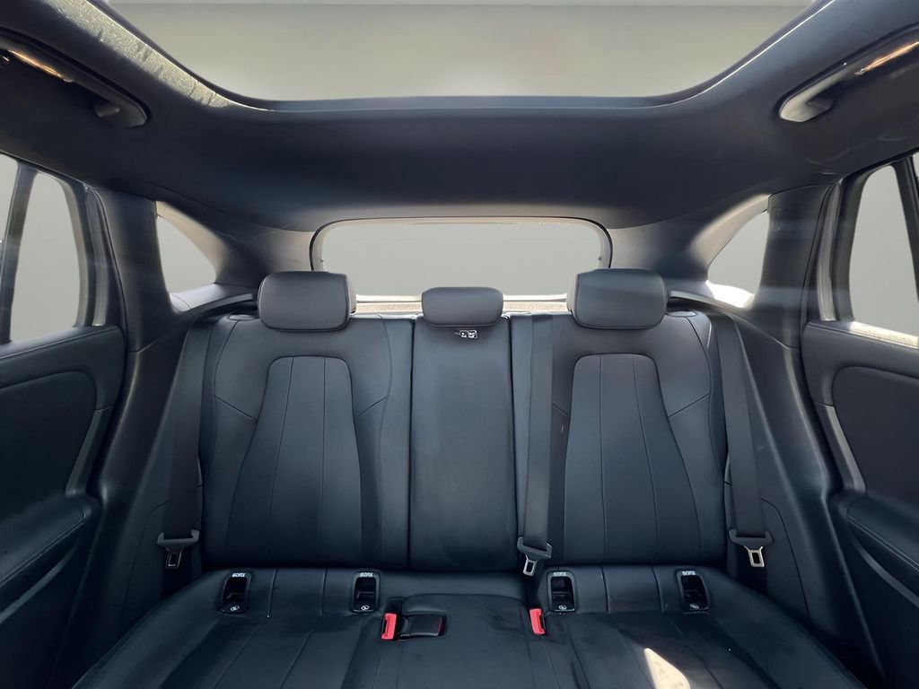 Used 2023 Mercedes-Benz GLA 250 4MATIC image 17