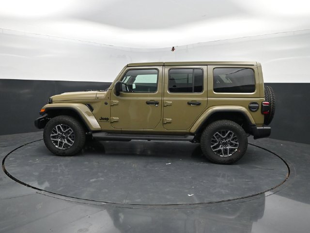 New 2026 Jeep Wrangler Unlimited Sahara AWD/4WD image 5
