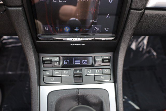Used 2015 Porsche 911 Carrera S RWD image 37