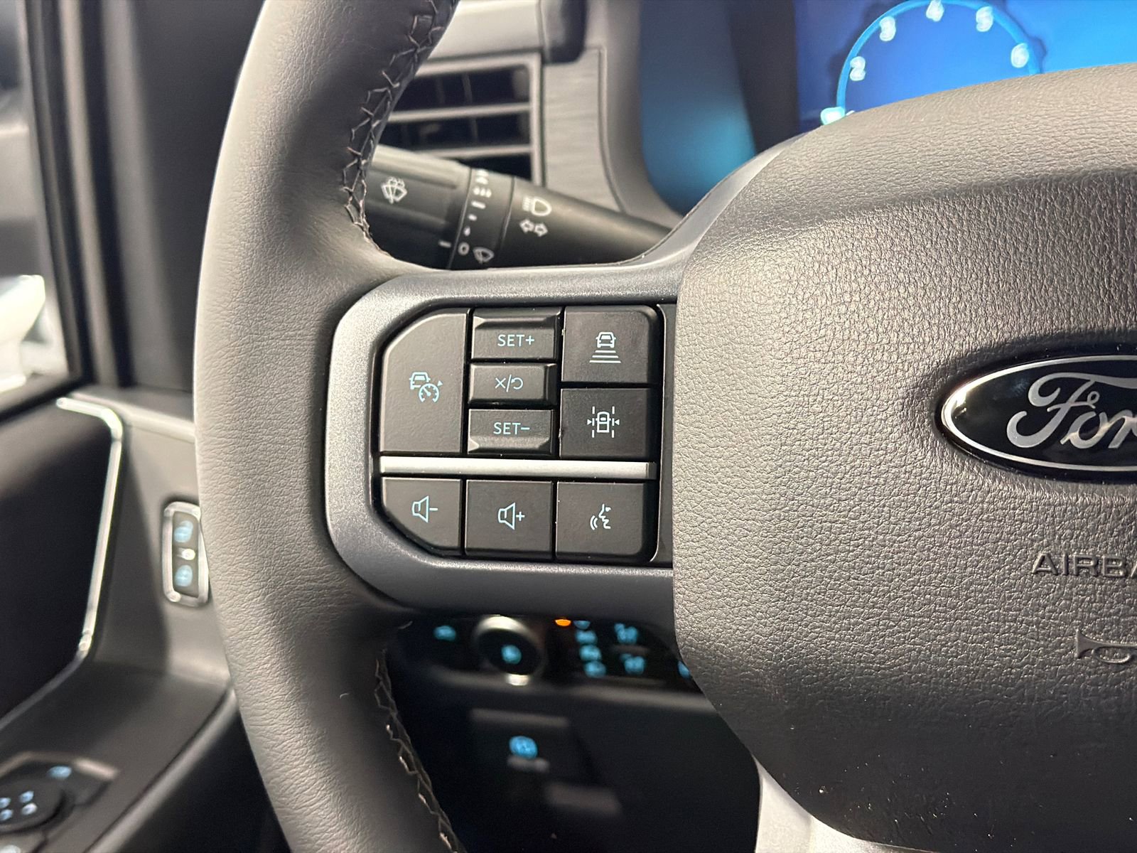 New 2026 Ford F150 XLT w/ Equipment Group 302A MID image 21