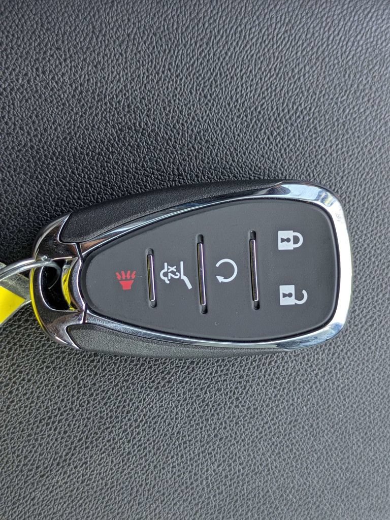 Used 2024 Chevrolet Equinox LT FWD image 30