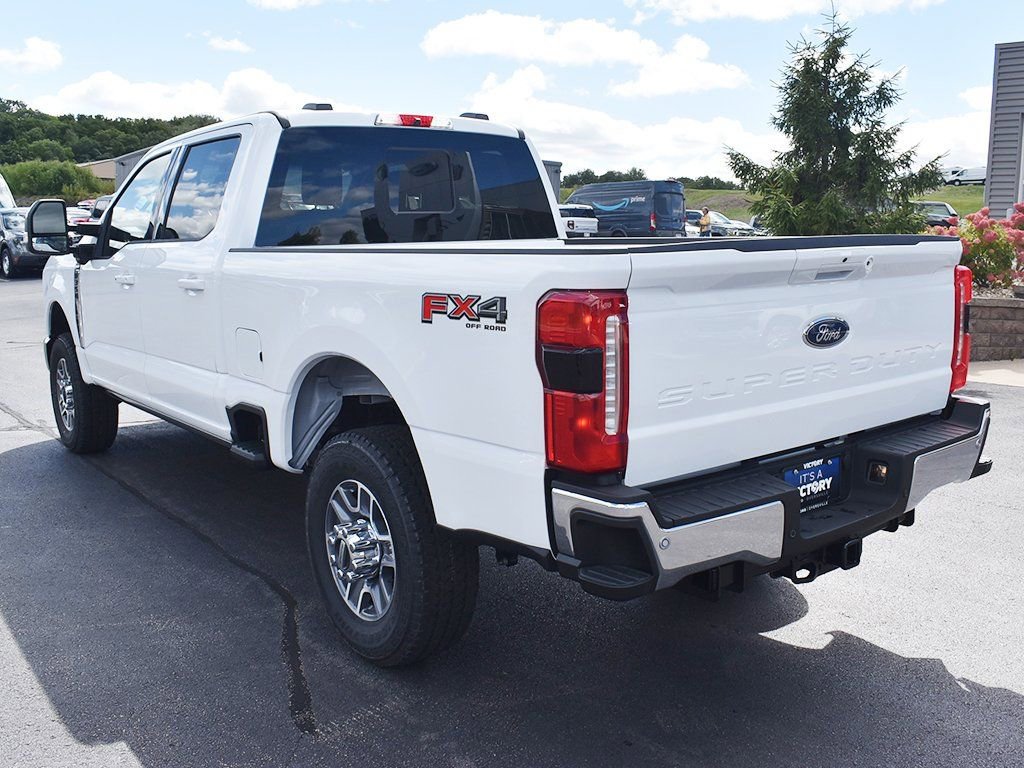 New 2026 Ford F350 Lariat w/ FX4 Off-Road Package image 3