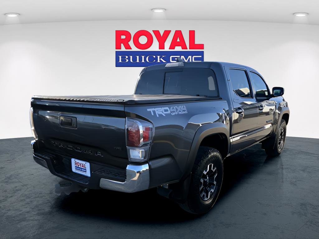 Used 2022 Toyota Tacoma TRD Off-Road image 3