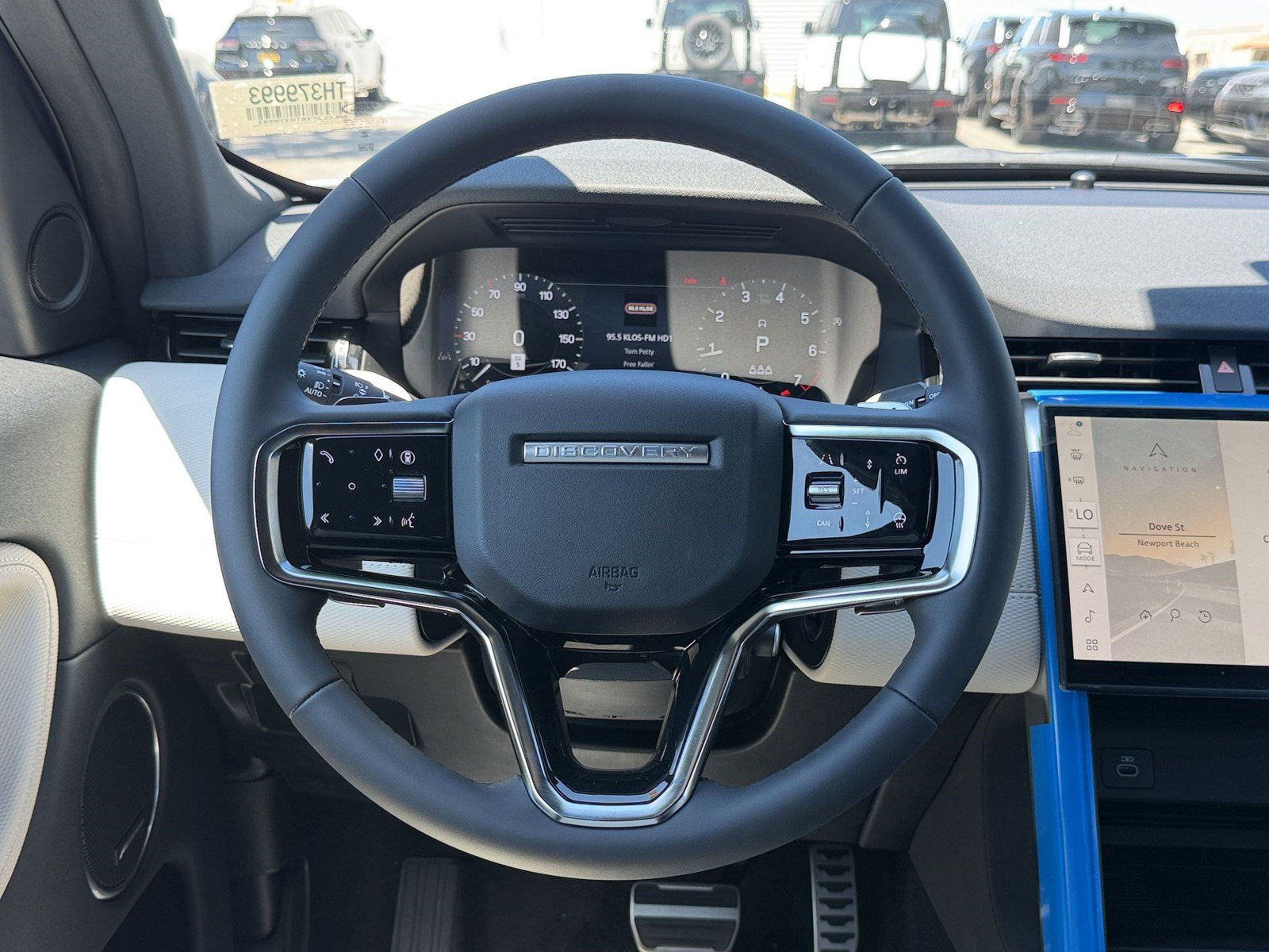 New 2026 Land Rover Discovery Sport Landmark AWD/4WD image 11