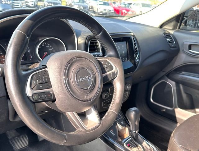 Used 2020 Jeep Compass Latitude image 11