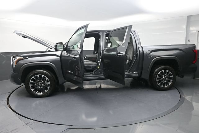 Used 2026 Toyota Tundra Limited w/ Power Package AWD/4WD image 42