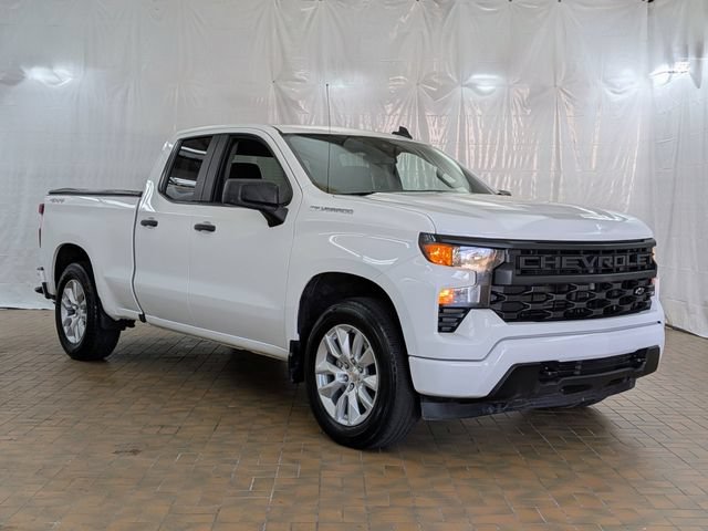 Used 2024 Chevrolet Silverado 1500 Custom AWD/4WD image 1