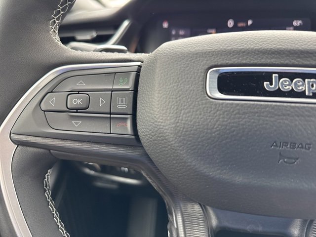 New 2025 Jeep Grand Cherokee L Laredo w/ Luxury Tech Group I image 19