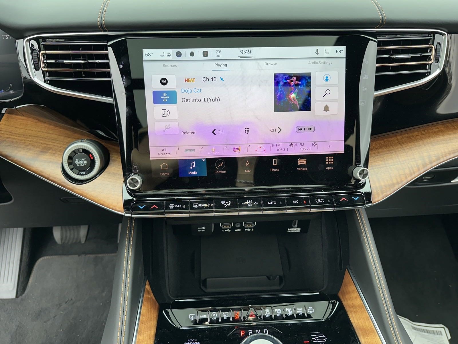 New 2023 Jeep Grand Wagoneer Series III image 13