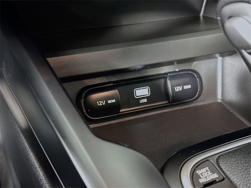 Used 2024 Kia Soul LX w/ Option Group 015 image 29