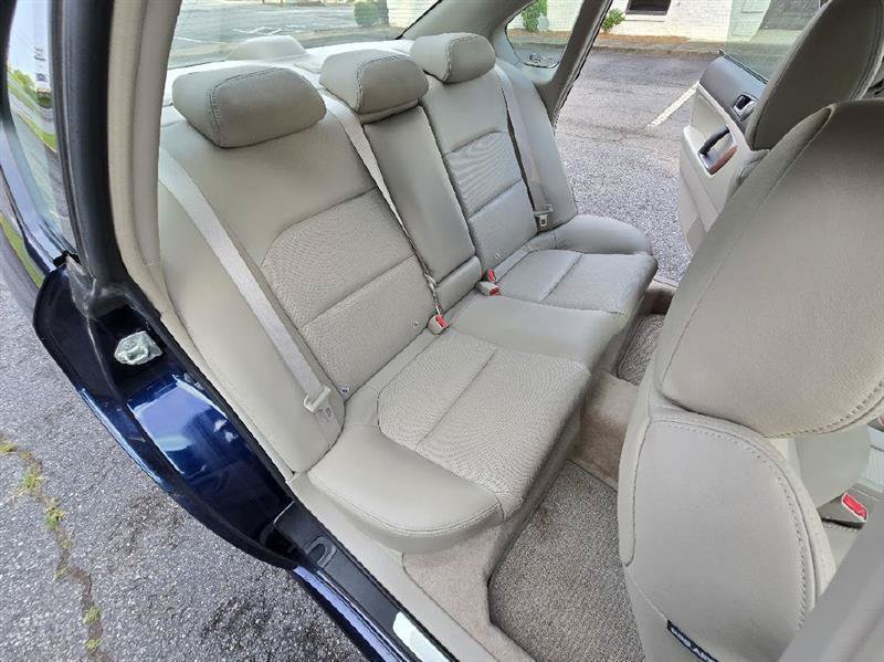 Used 2005 Subaru Legacy 2.5GT Limited AWD/4WD image 21