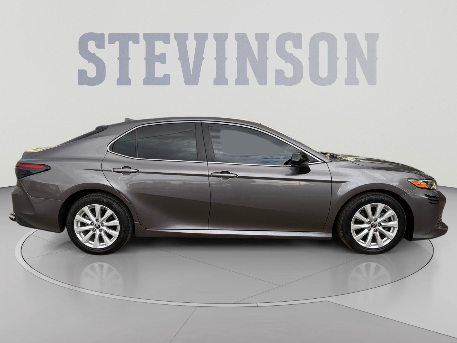 Used 2020 Toyota Camry LE w/ Carpet Mat Package FWD image 6