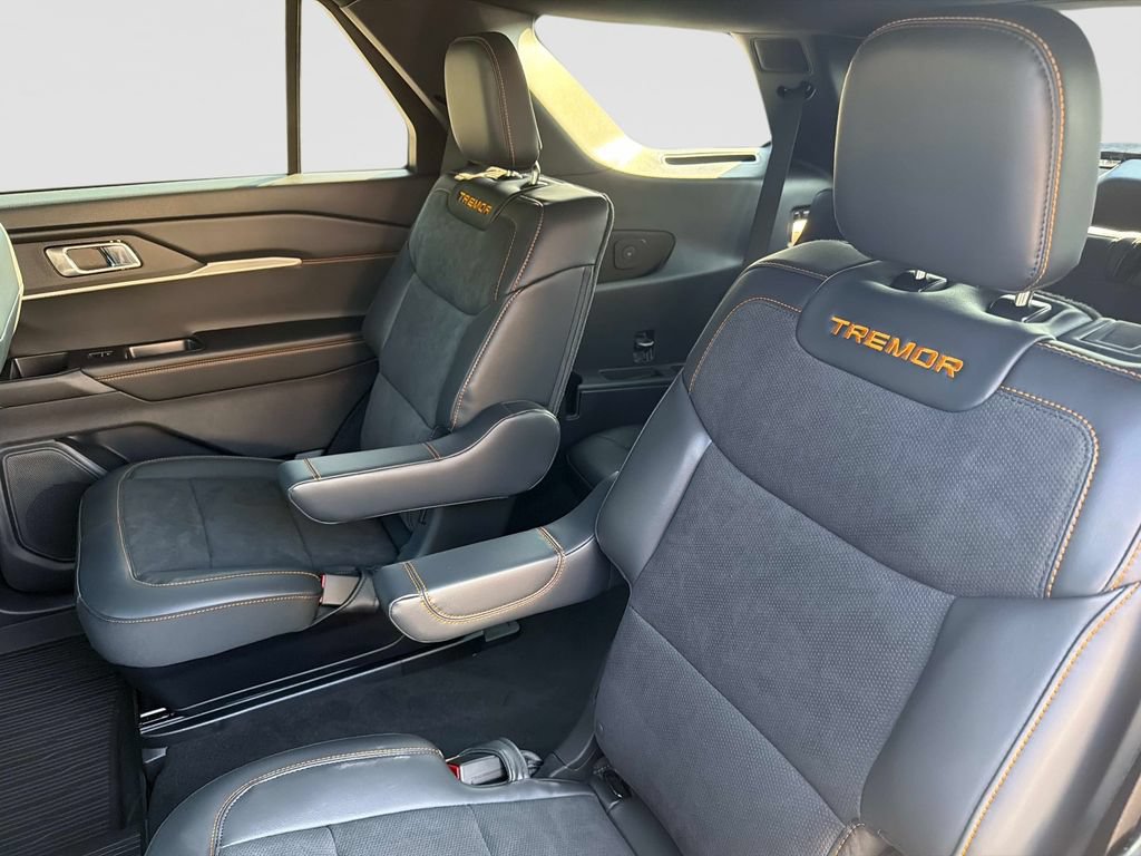 Used 2026 Ford Explorer Tremor w/ Tremor Convenience Package AWD/4WD image 14