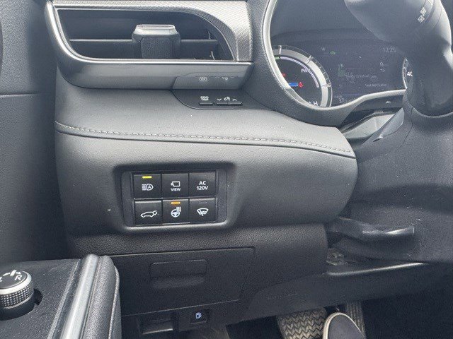 Used 2021 Toyota Highlander Platinum image 14