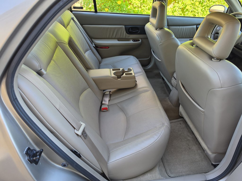 Used 2001 Buick Regal LS w/ Touring Pkg FWD image 30