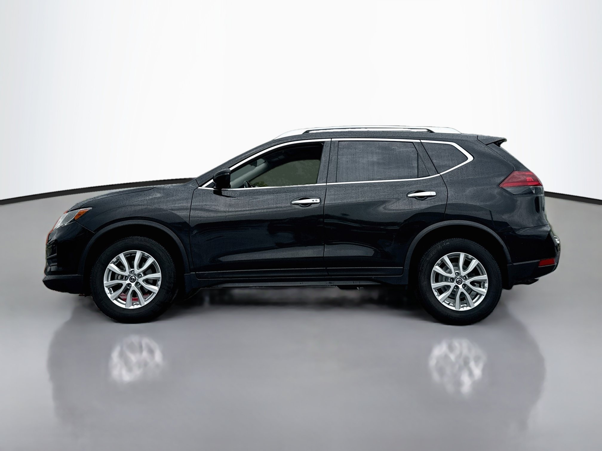 Used 2020 Nissan Rogue SV AWD/4WD image 4
