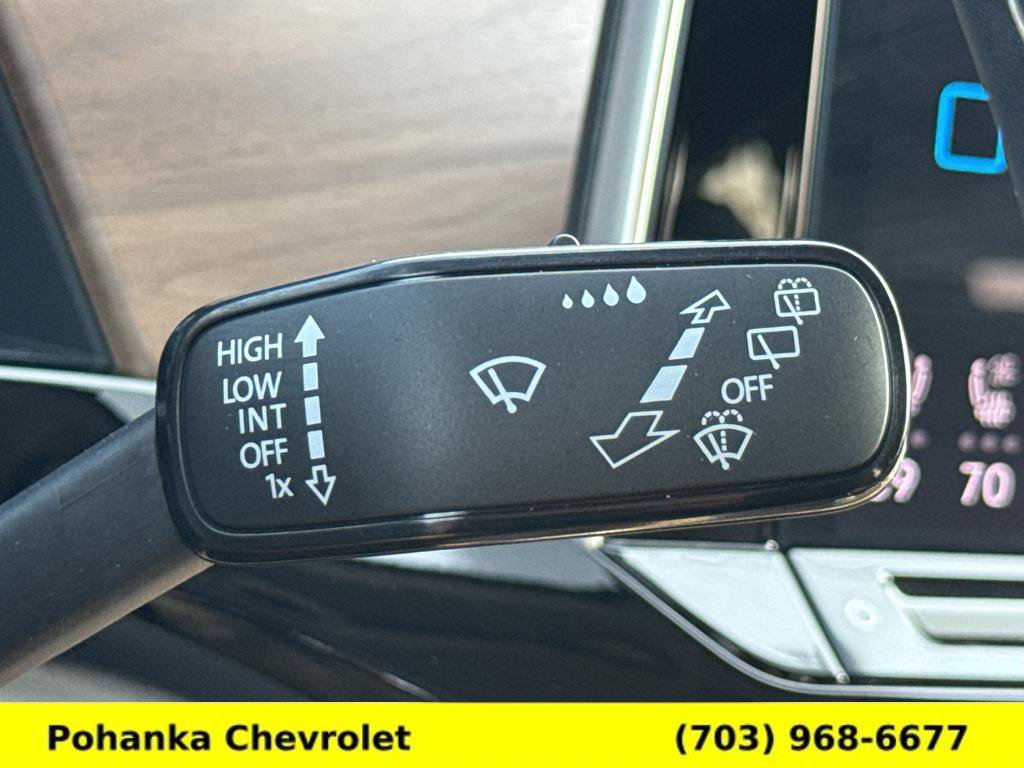 Used 2024 Volkswagen Atlas SE AWD/4WD image 10