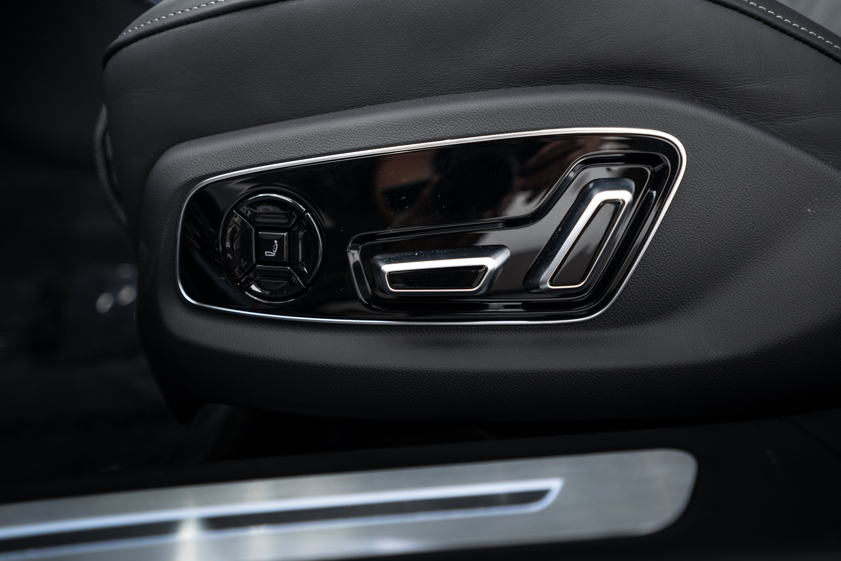 New 2026 Audi S8 AWD/4WD image 17