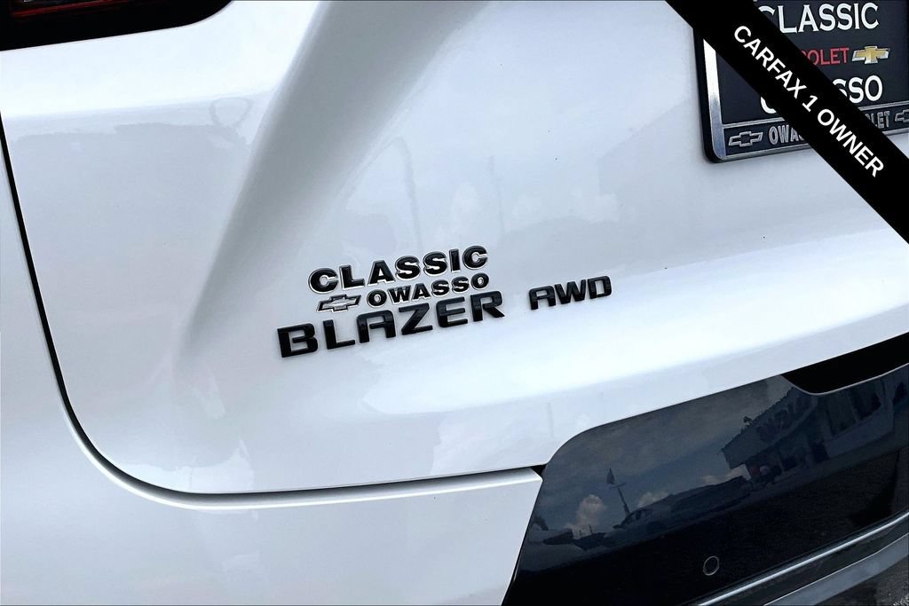 Used 2024 Chevrolet Blazer Premier w/ Enhanced Convenience Package AWD/4WD image 23