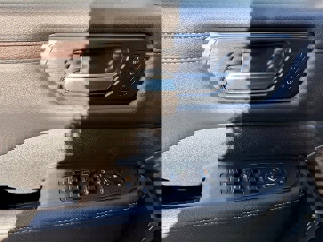 New 2026 Nissan Armada Platinum image 11