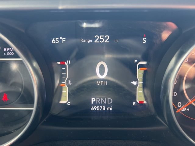 Used 2021 Jeep Wrangler Sport AWD/4WD image 2