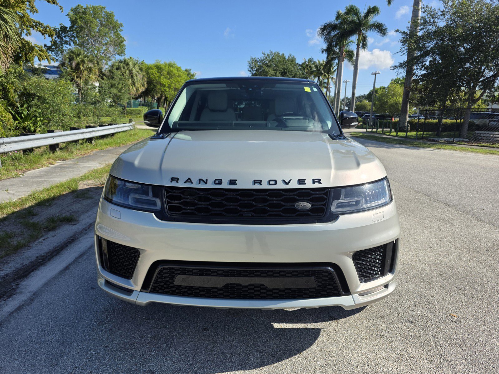 Used 2020 Land Rover Range Rover Sport HST AWD/4WD image 8
