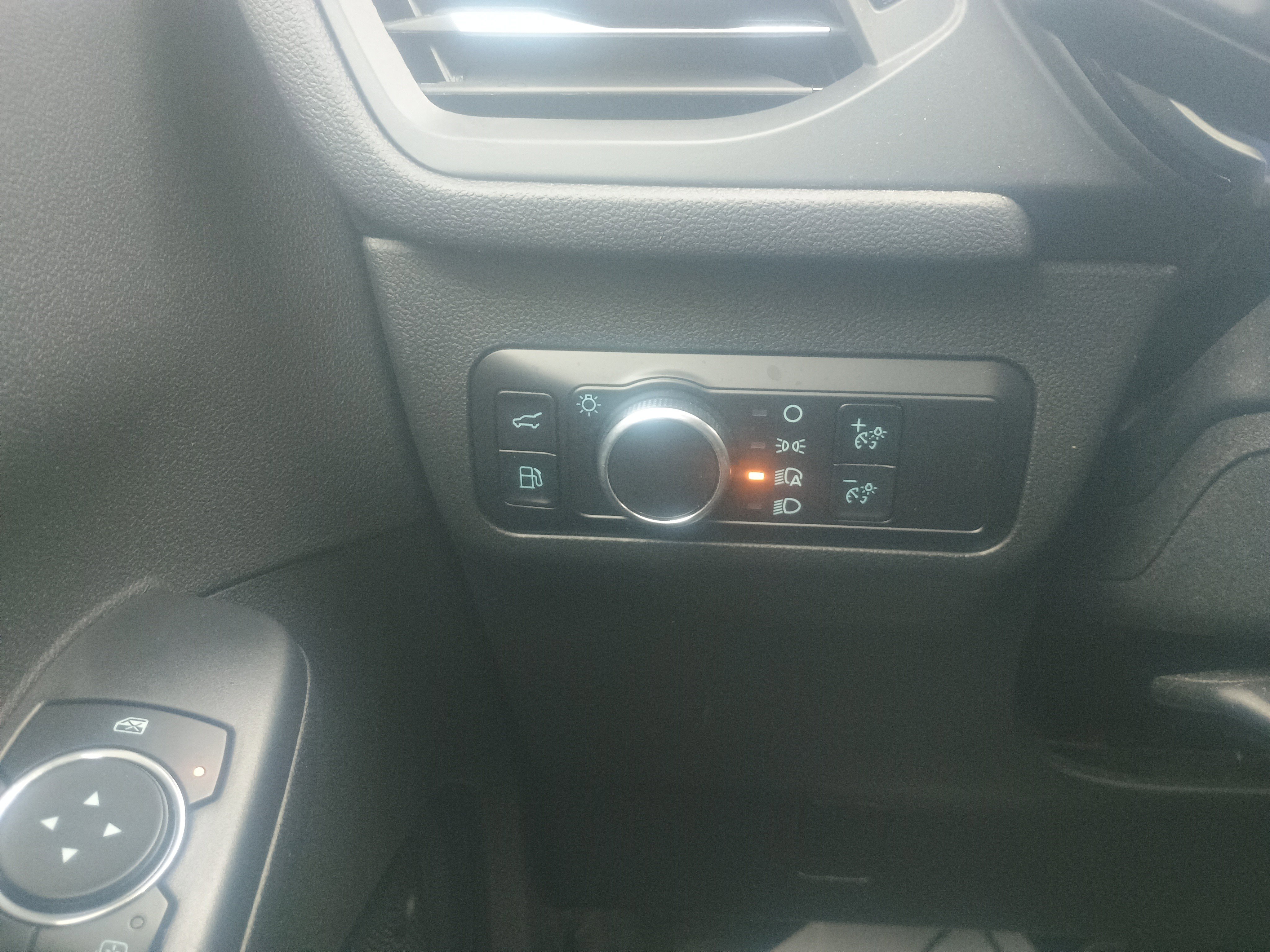 Used 2023 Ford Escape ST-Line w/ Equipment Group 301A image 21